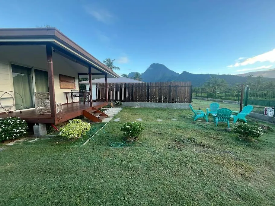 Fully Equipped Bungalow Next To A White Sand Beach Moorea 0*,  Polynésie française